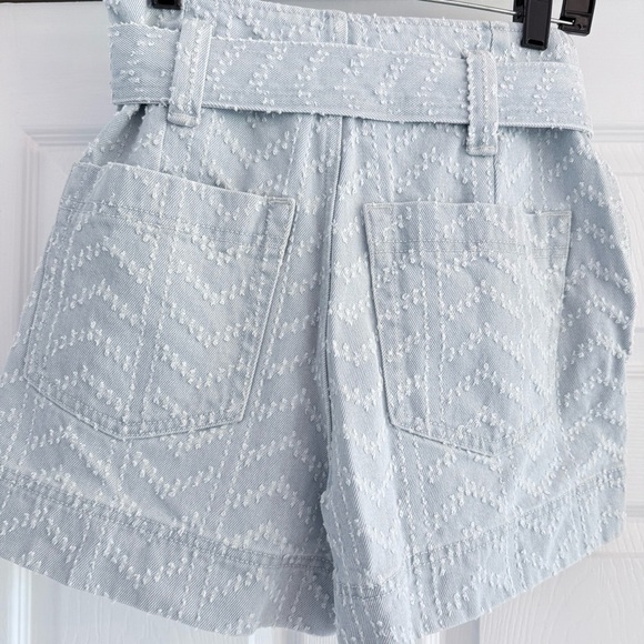 HAPPY NATURE Kate Hudson Light Denim Chevron High  Waist Shorts 4 - Picture 7 of 11